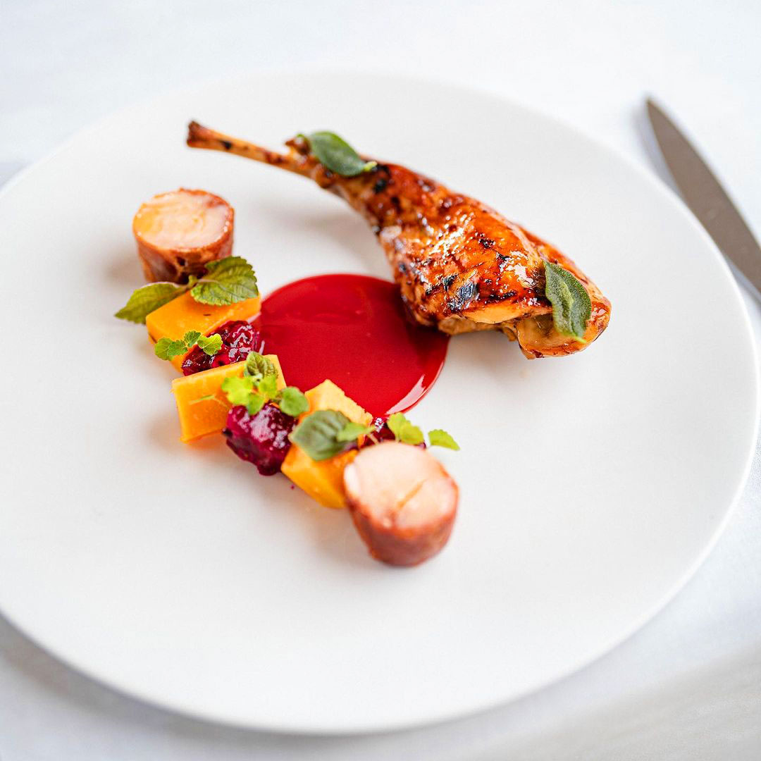 Hanna Rock / Caruso's