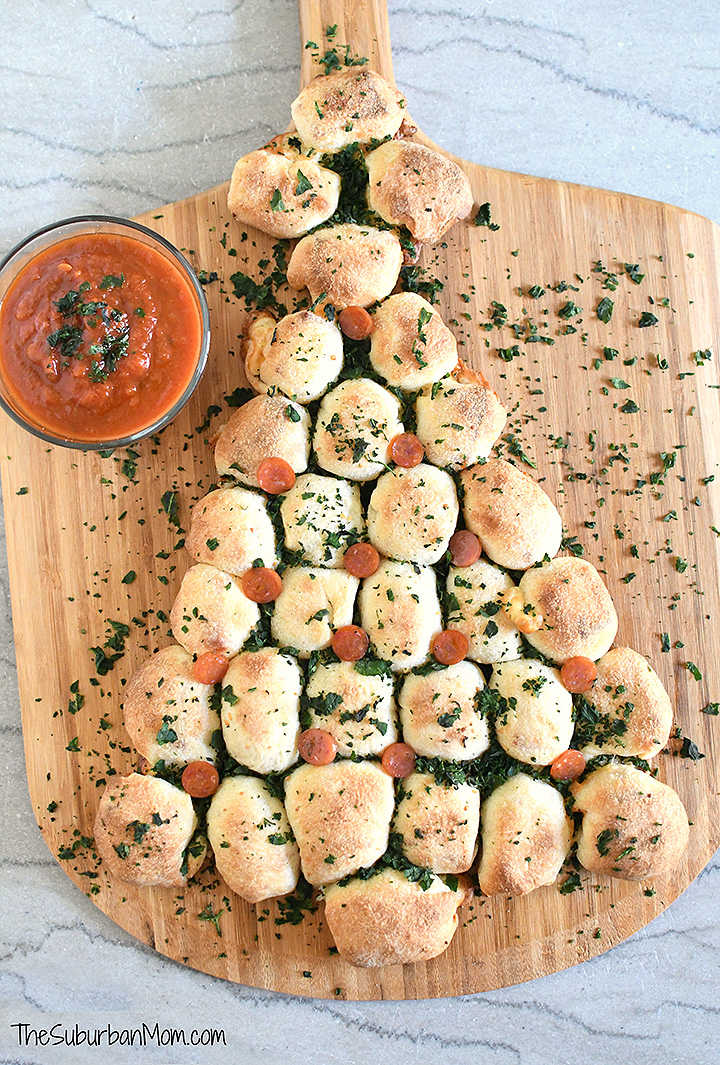 Christmas Tree Pull-Apart Bread
