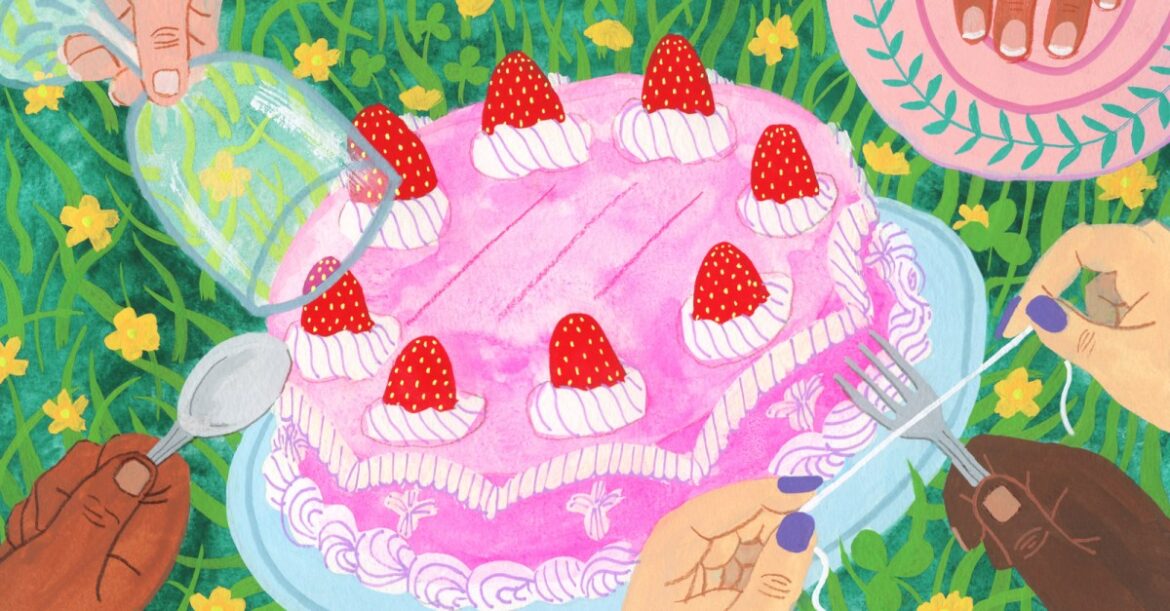 How to Cut a Cake at a Picnic Without a Knife How to Cut a Cake at a Picnic Without a Knife