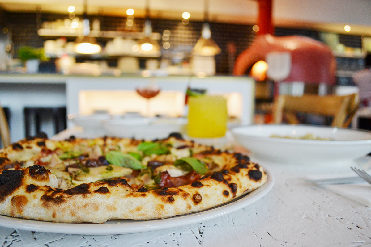 Luna’s Pizza & Wine, Broadbeach (Image: © 2023 Inside Gold Coast)