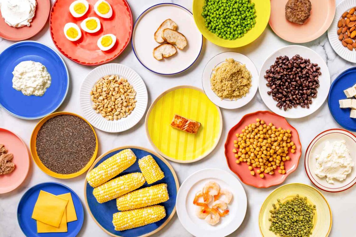 What Does 15 Grams of Protein Look Like in Various Foods? What Does 15 Grams of Protein Look Like in Various Foods?