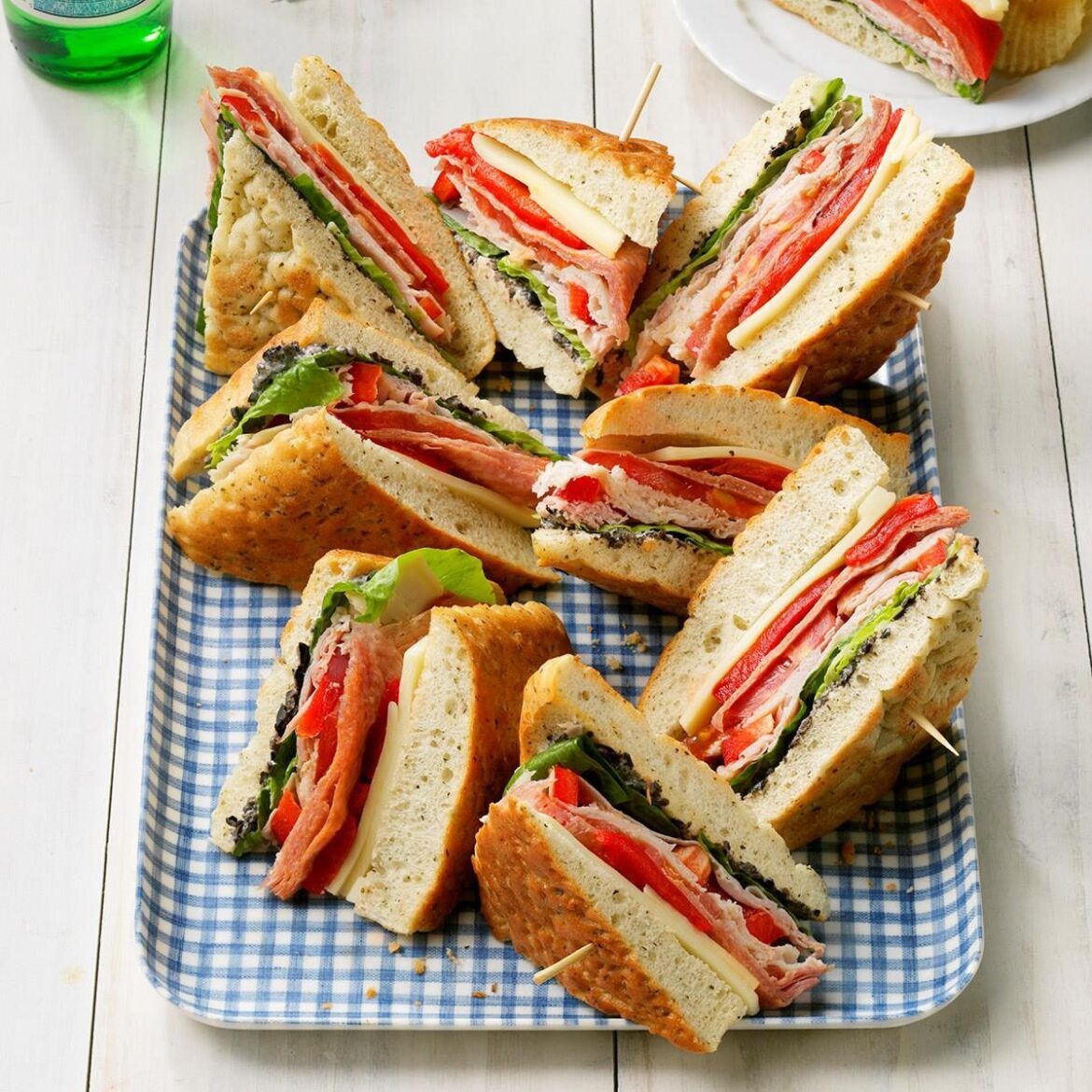 47 Cold Picnic Foods That Don’t Require Heating 47 Cold Picnic Foods That Don't Require Heating