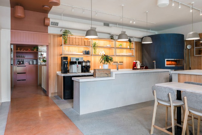 interior, gufo restaurant