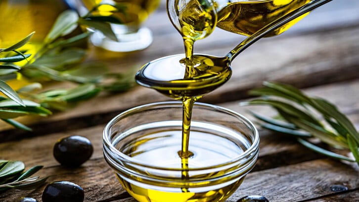 Olive-oil-and-the-aging-brain.jpg