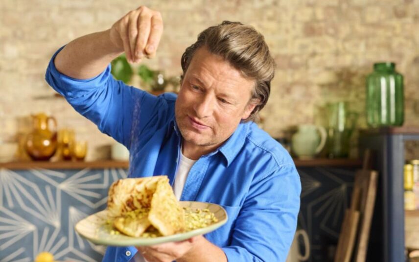 Tonight | Jamie’s 5 Ingredient Mediterranean on 10 and 10 Play Jamie's 5 Ingredient Mediterranean on 10