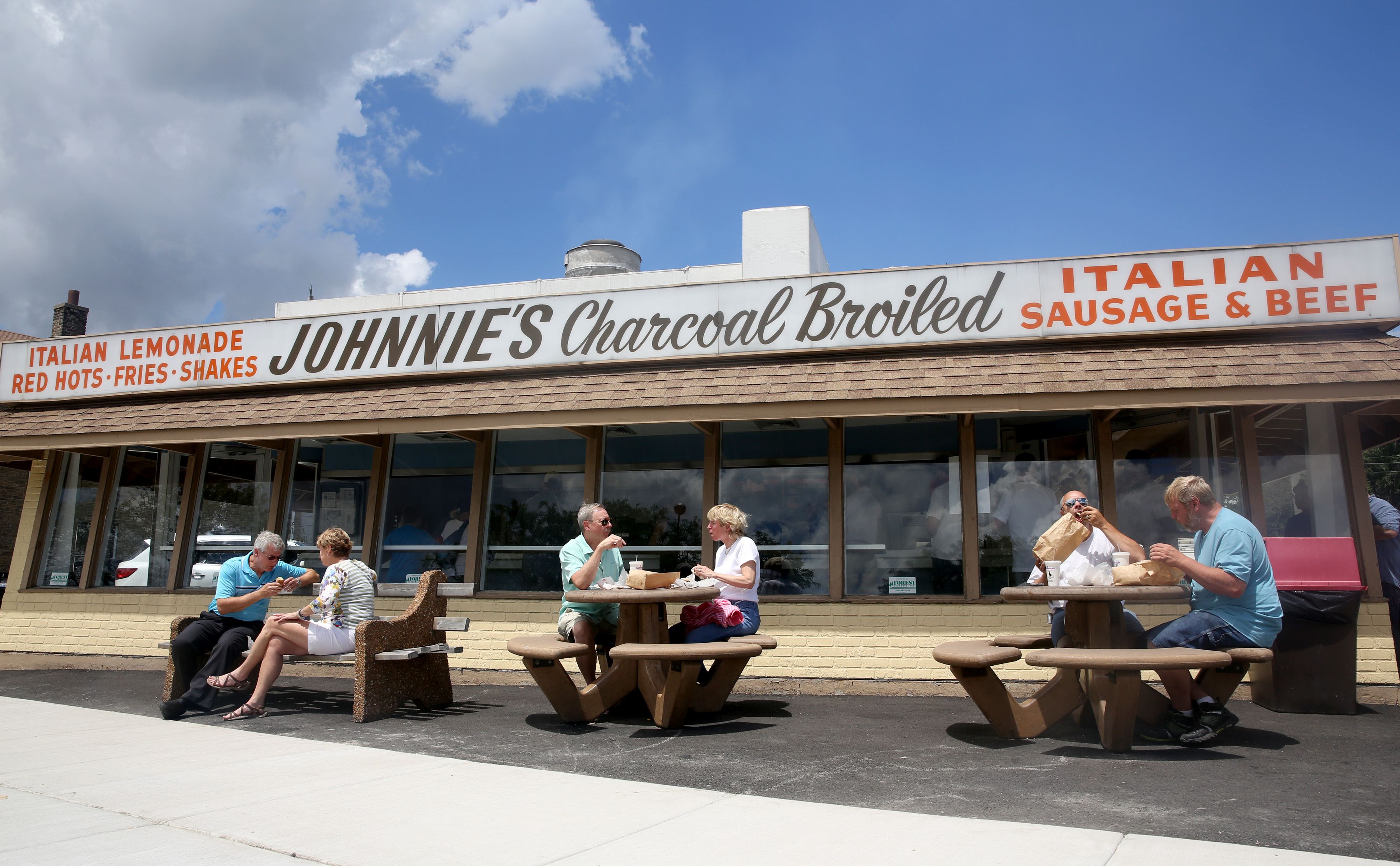 Customers enjoy lunch outside at Johnnie's Beef in Elmwood Park in 2014.