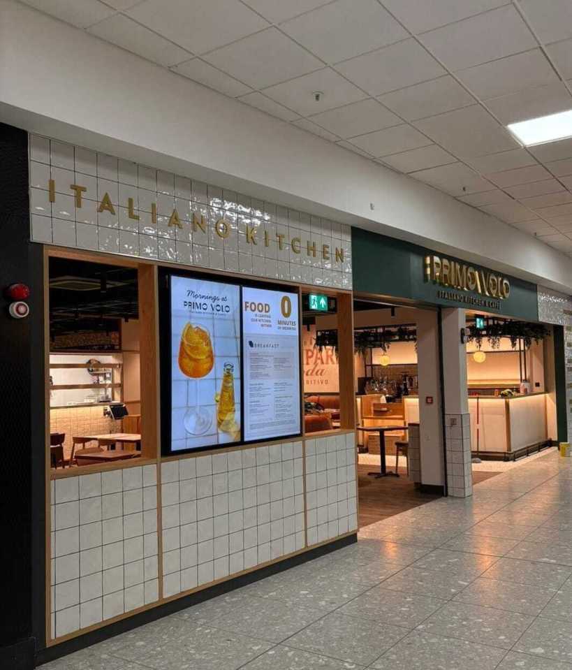 Primo Volo Italian Kitchen and Caffè restaurant in an airport.