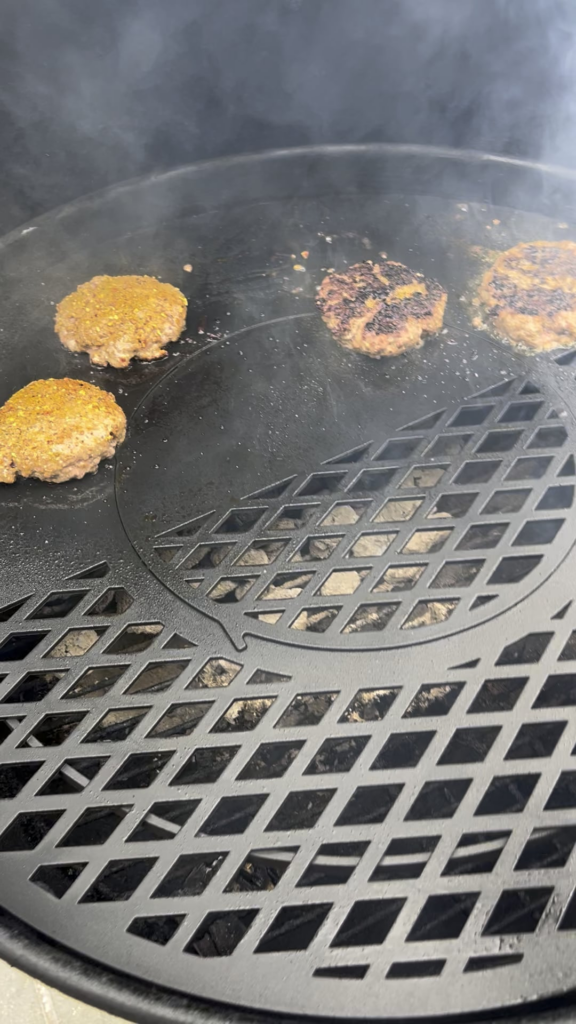 First run for a new grate I got for my birthday, I like it more than I though I would on the 26” Weber.