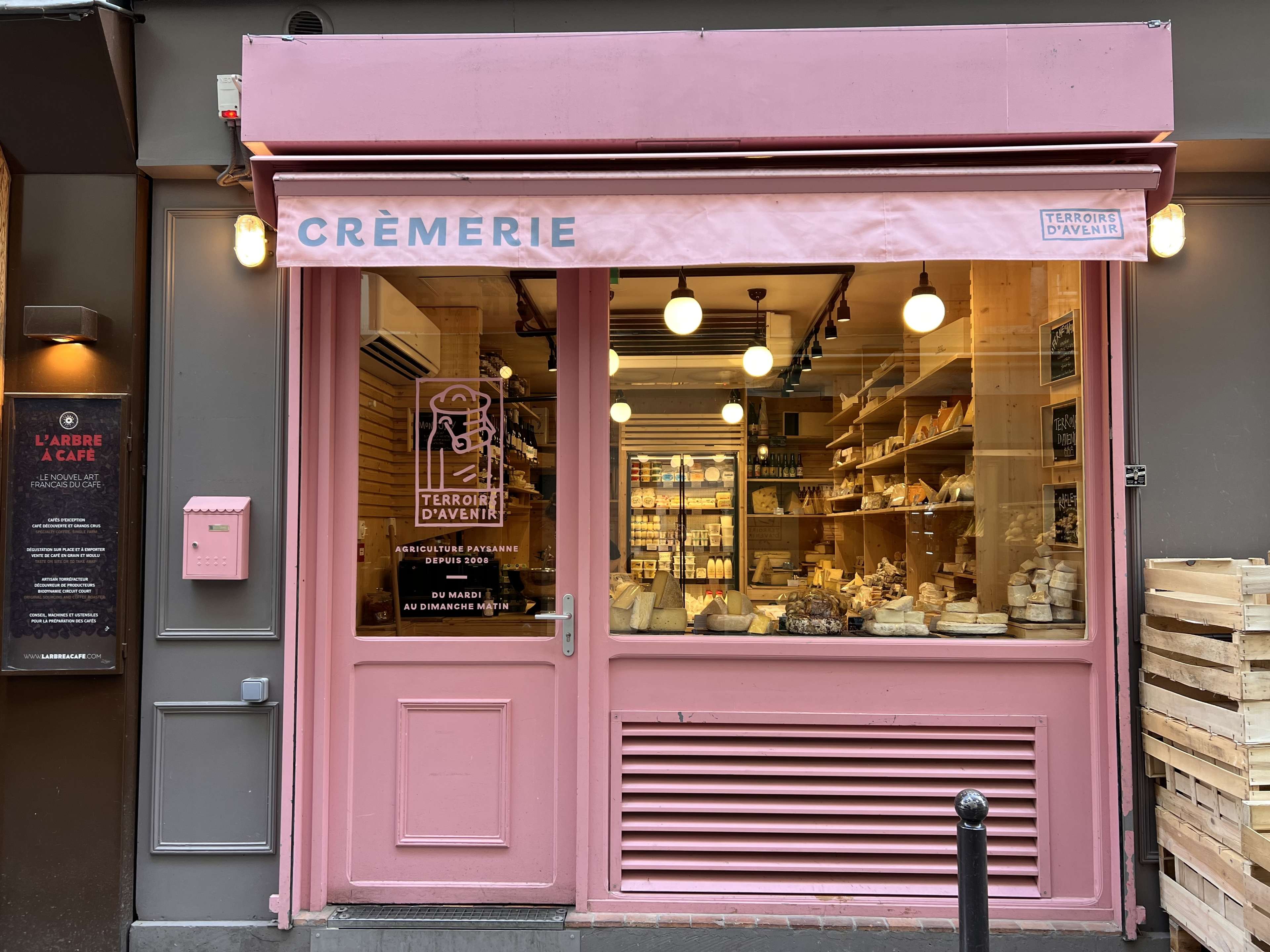 Exterior of Crèmerie Terroirs d’Avenir