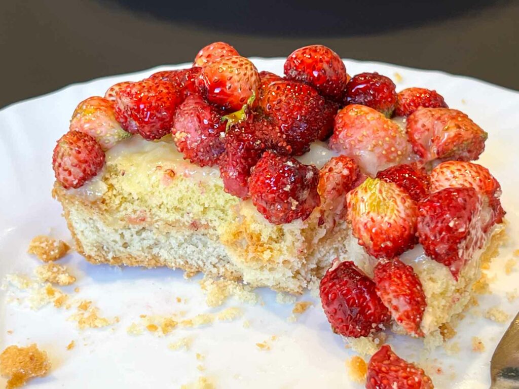 Strawberry Pastry at Pasticceria Romolo in Salerno