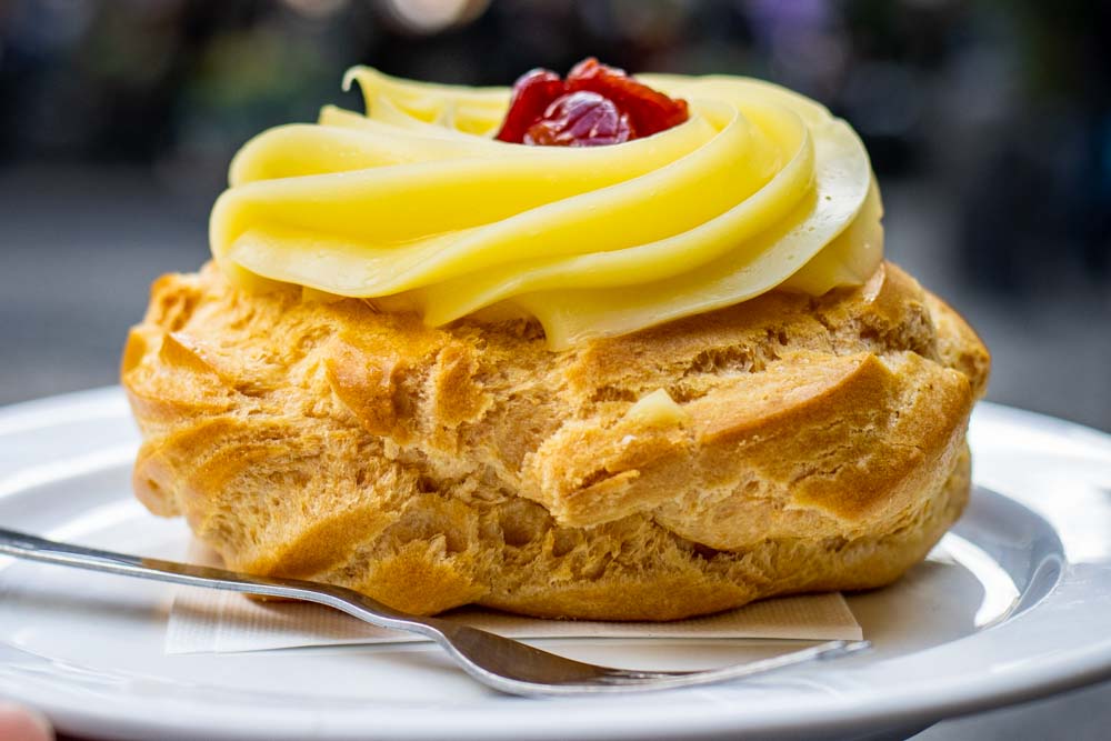 Zeppole di San Giuseppe at Scaturchio in Naples Italy