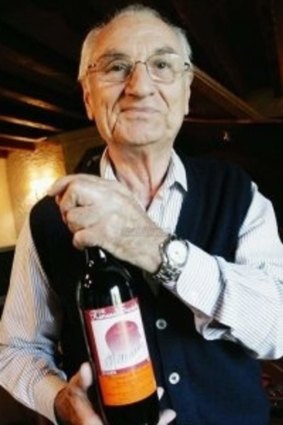 Serge Renaud.