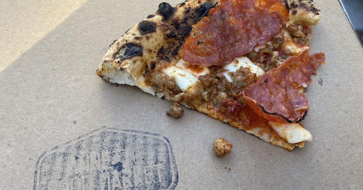 Annette Food Market – Pizza Review Annette Food Market - Pizza Review