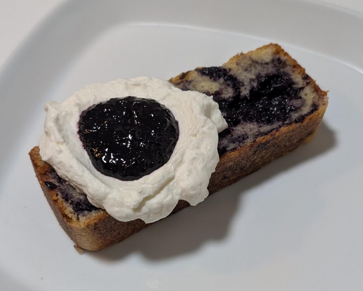 Lemon blueberry cake