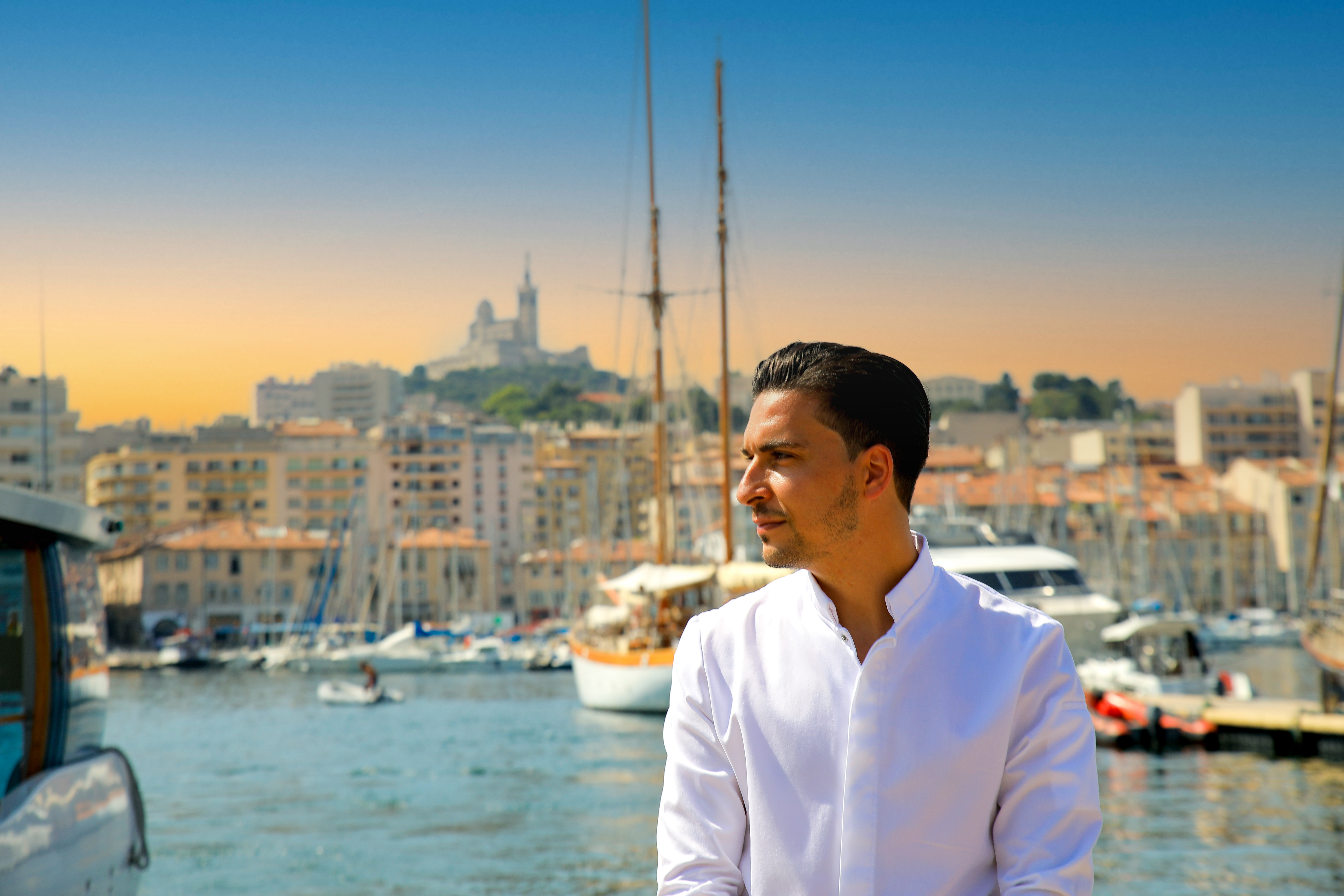 Marseille native Chef Ludovic Turac heads up Une Table, au Sud. © Agence Le Petit Gastronome