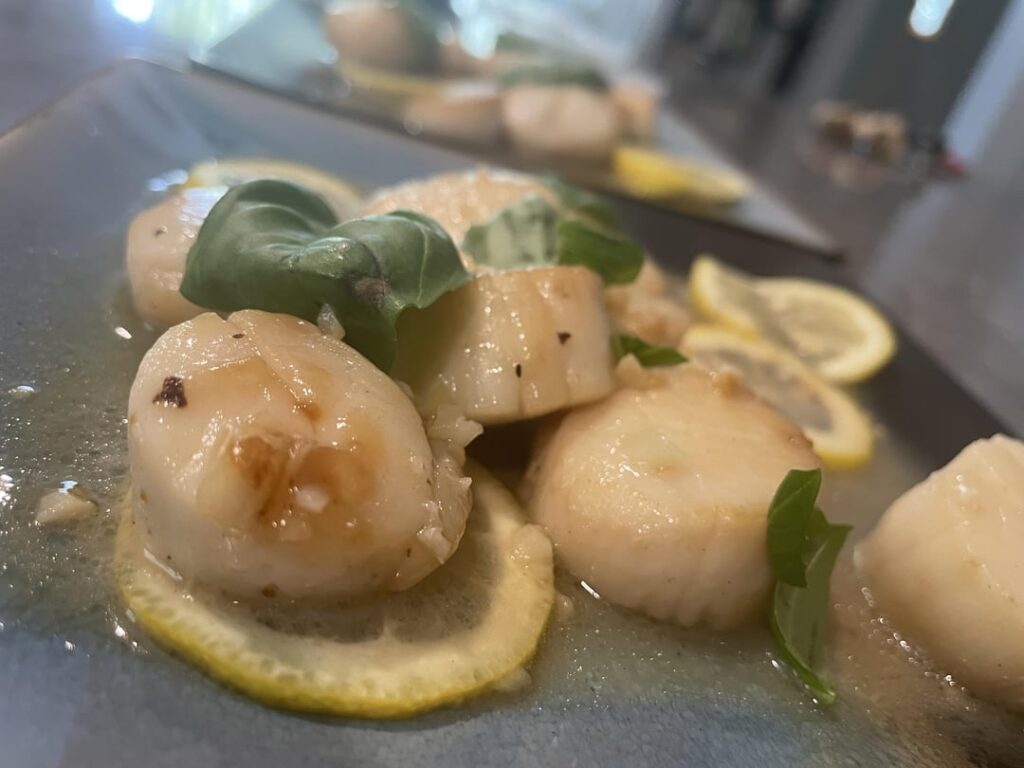 Scallops in Basil Lemon Butter