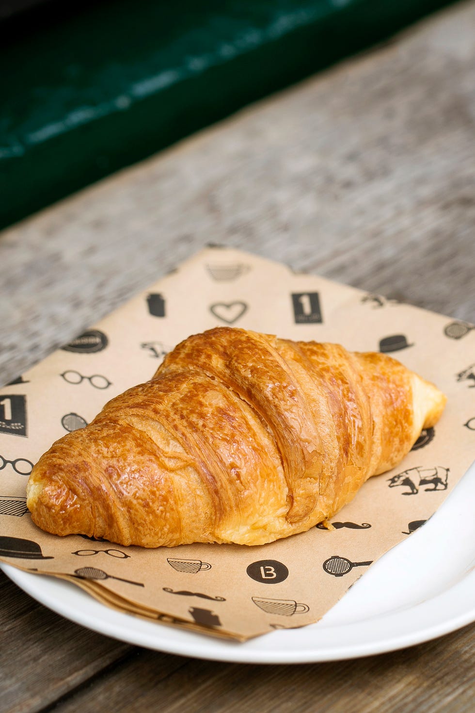 Dish, Food, Croissant, Cuisine, Baked goods, Ingredient, Pastry, Puff pastry, Pasty, Dessert, 