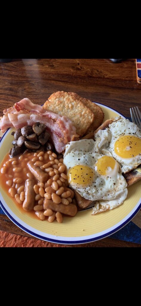 Double Yolk with Beans & Pork Sausages