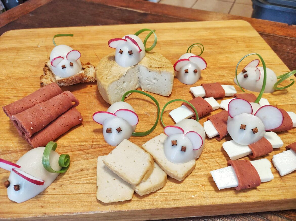 Tofu mice all over !!!