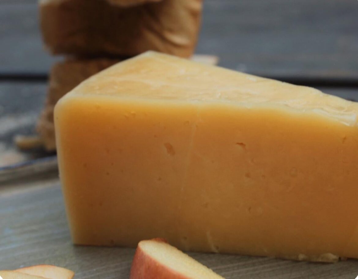 Day 1796 of posting images of cheese until I run out of cheese types: Queso Rustico