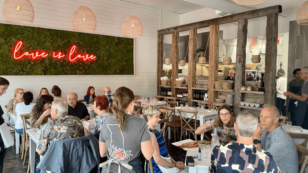 The dining room at Bonu' Taverna
