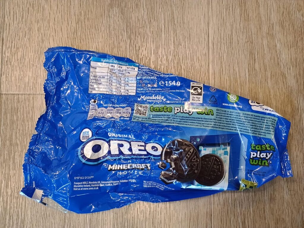 What is up with the Hebrew text here on this UK package of oreos??? What is up with the Hebrew text here on this UK package of oreos???