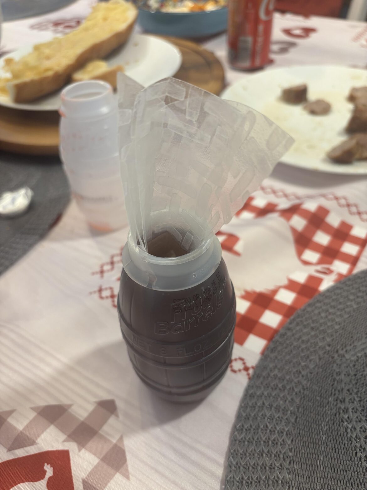 Rice paper soaked in hug fruit barrels is almost a fruit roll up