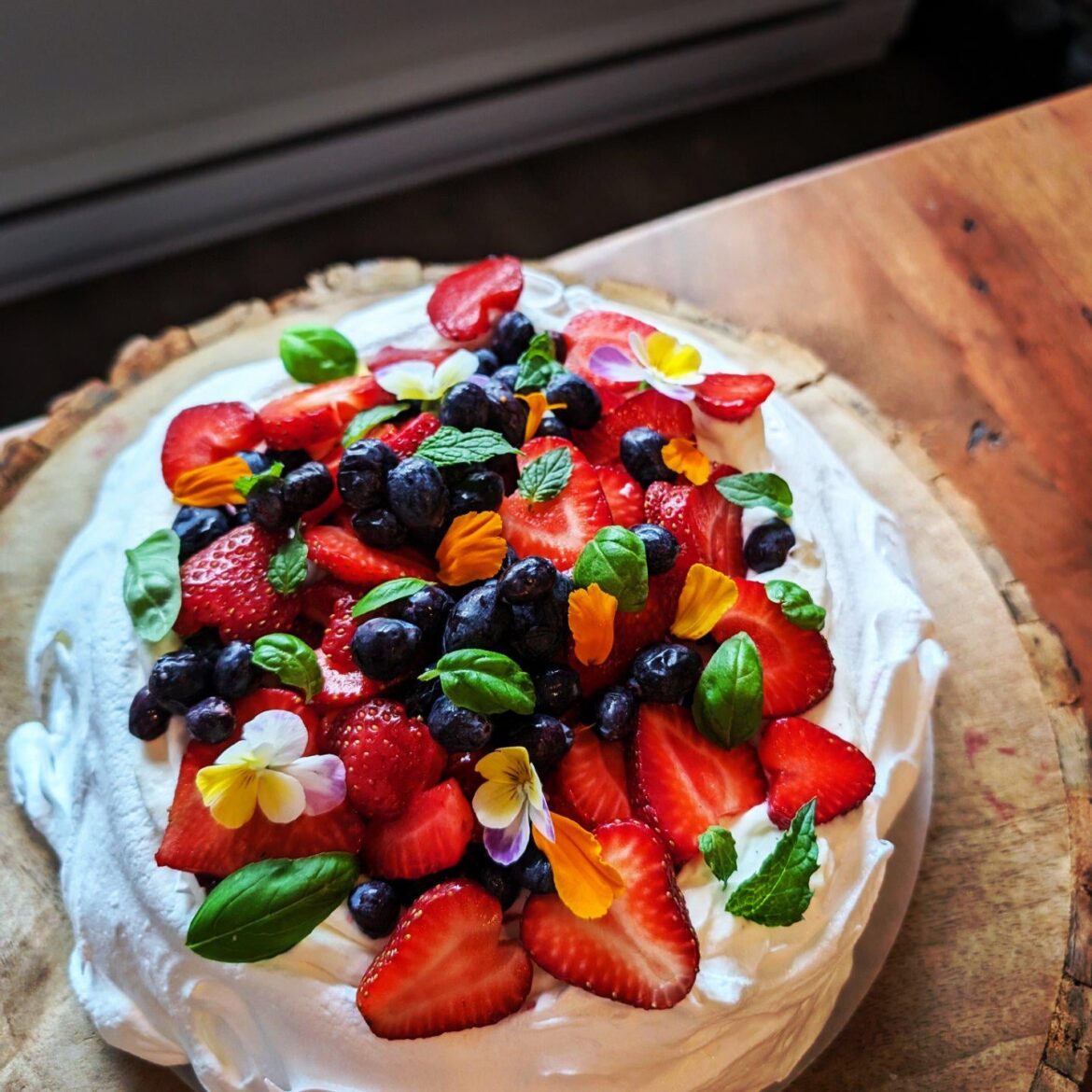 [Homemade] pavlova