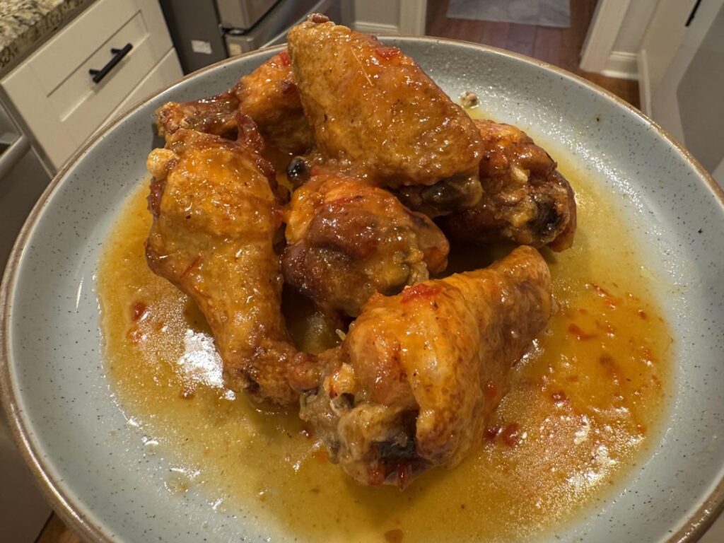 Mango habañero mixed with thai chili