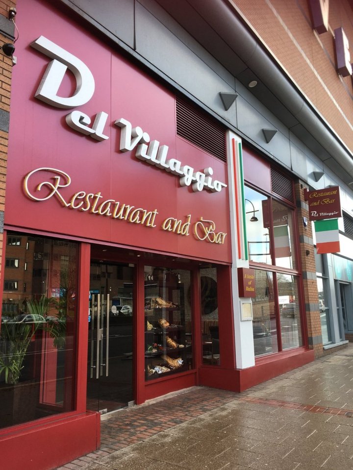 Del Villaggio Restaurant and Bar storefront.