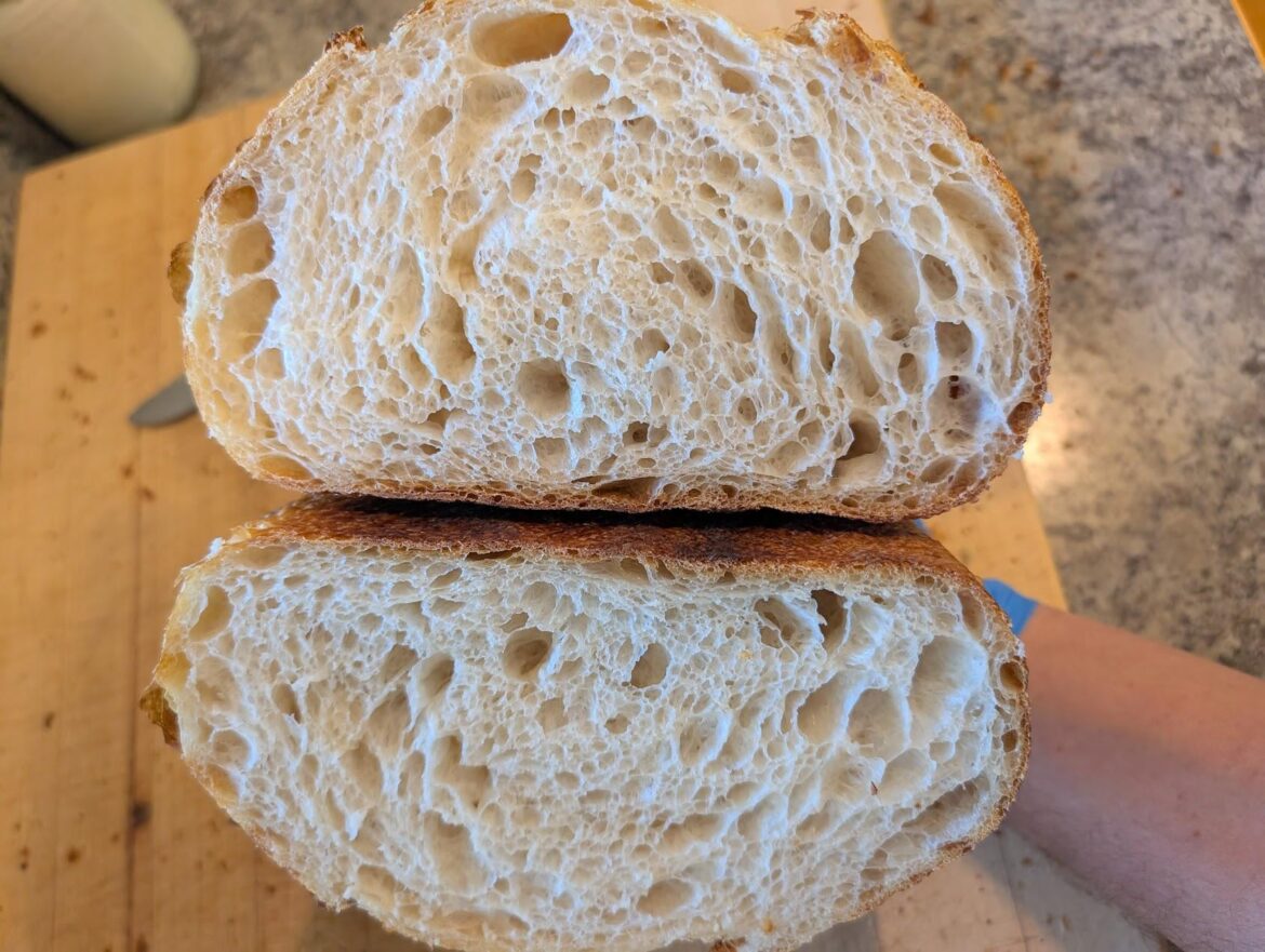 Never get tired of seeing a nice crumb shot :D