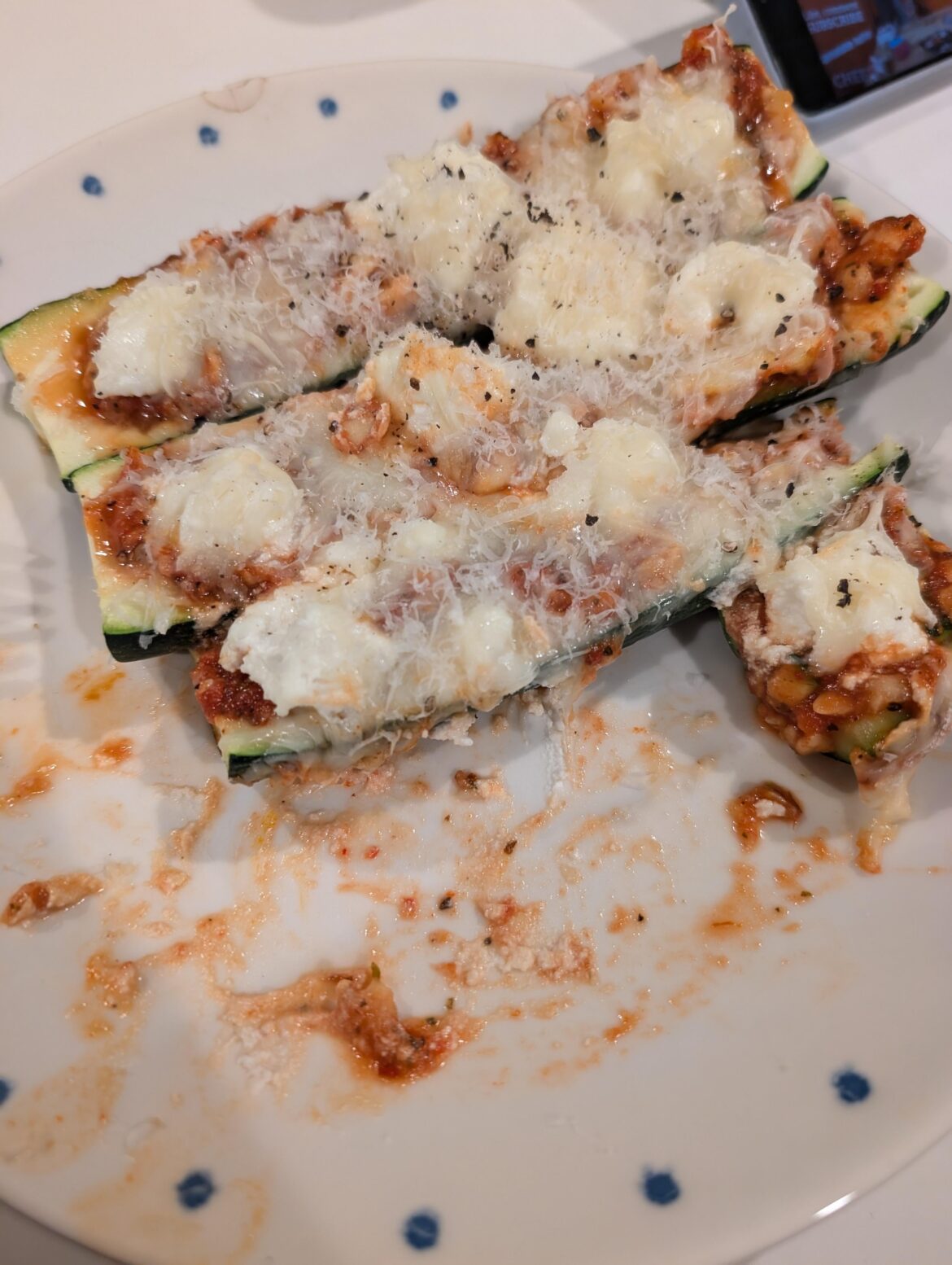 Zucchini boats for ~300kcal
