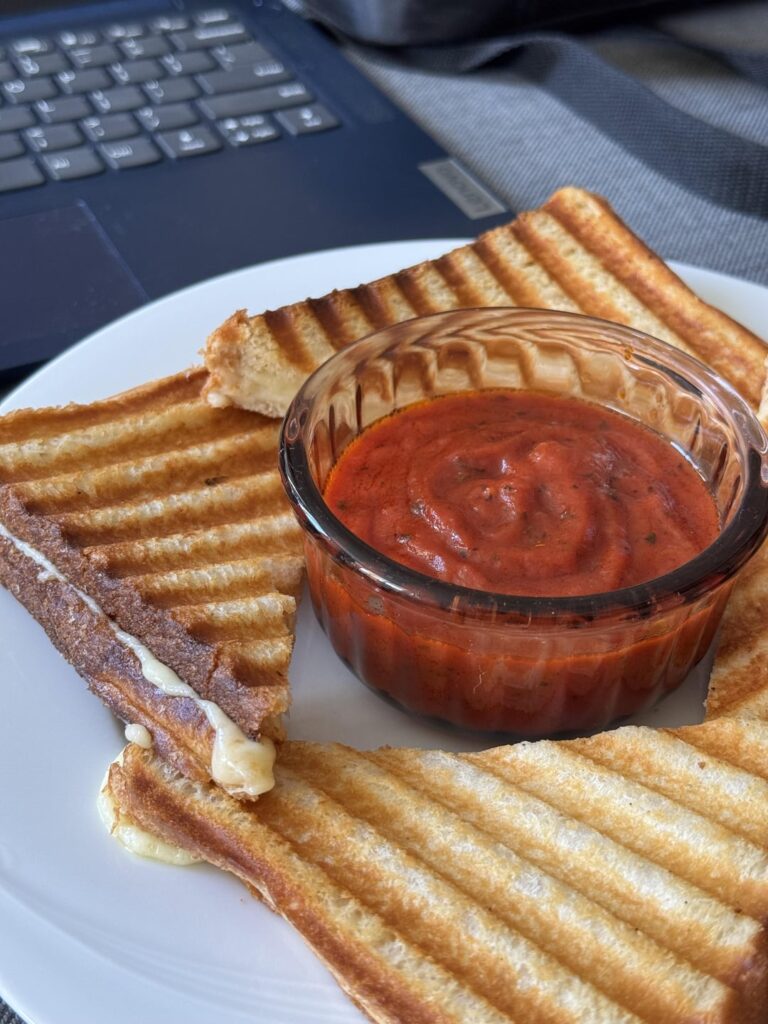 Marinara dipping sauce WILL change your life