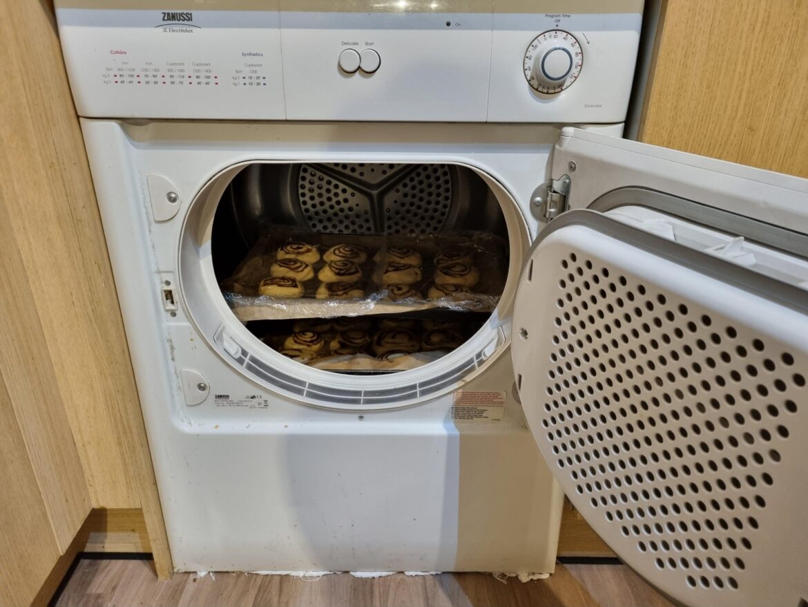 How do you like my boujee new proving cupboard?