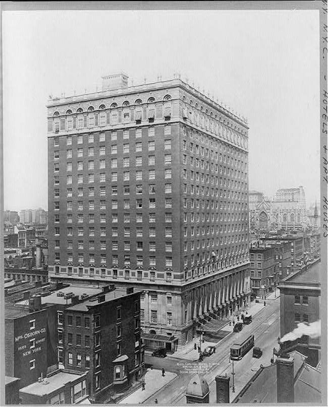 The Ritz-Carlton, 1911