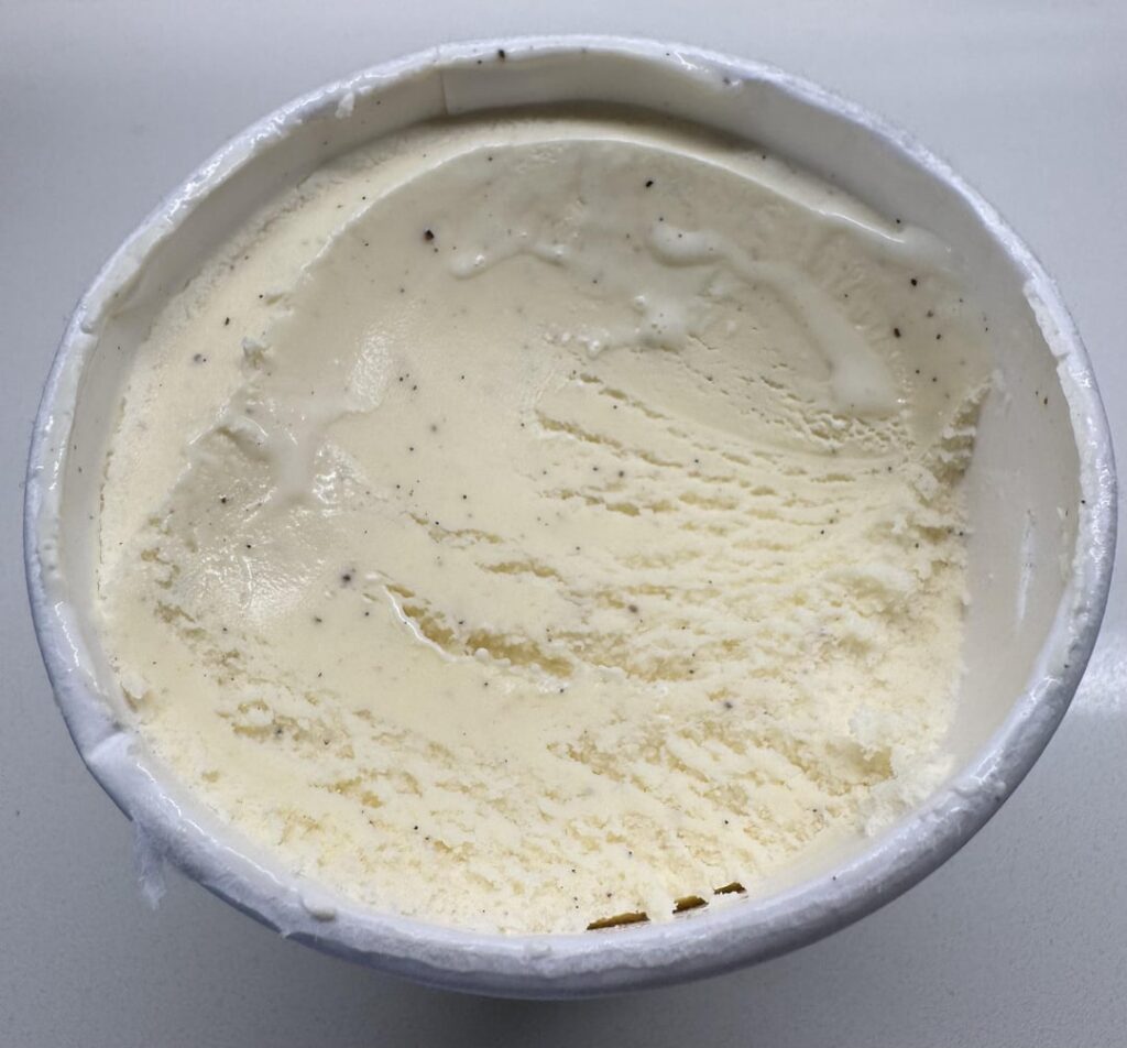 Van Leeuwen Vanilla Bean ‘A Proper Vanilla’ Van Leeuwen Vanilla Bean ‘A Proper Vanilla’