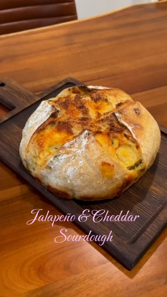 Jalapeño & Cheddar Sourdough from start to finish 🍞🌶️🧀.