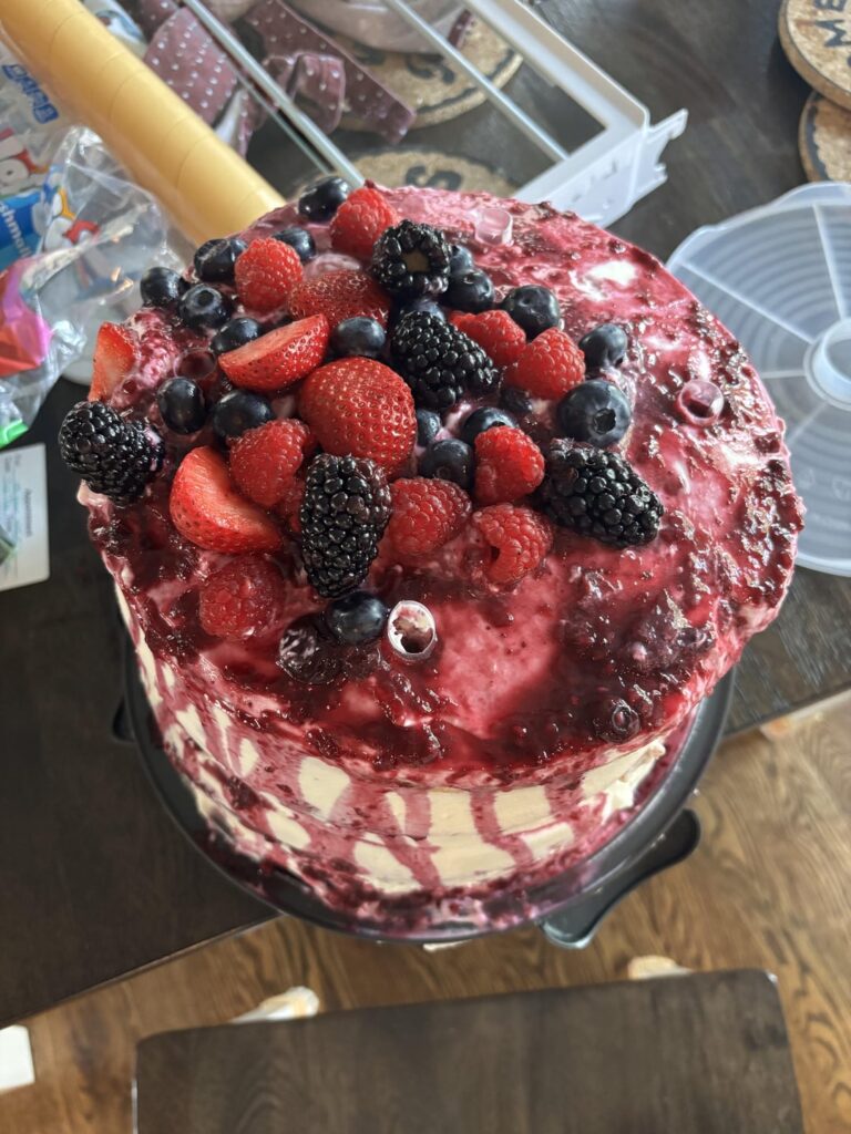 I tried to make a Chantilly cake. Really focus on the word tried.