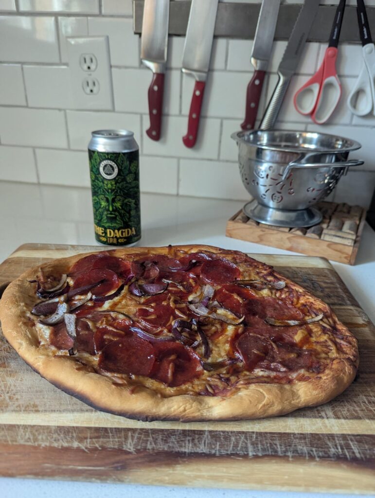 My first time trying pizza on my WSM.