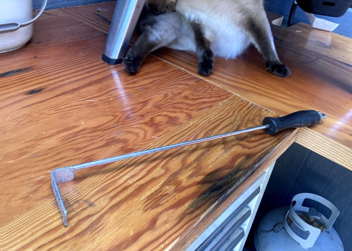 Shout out to the ash scraper, best bbq tool ever