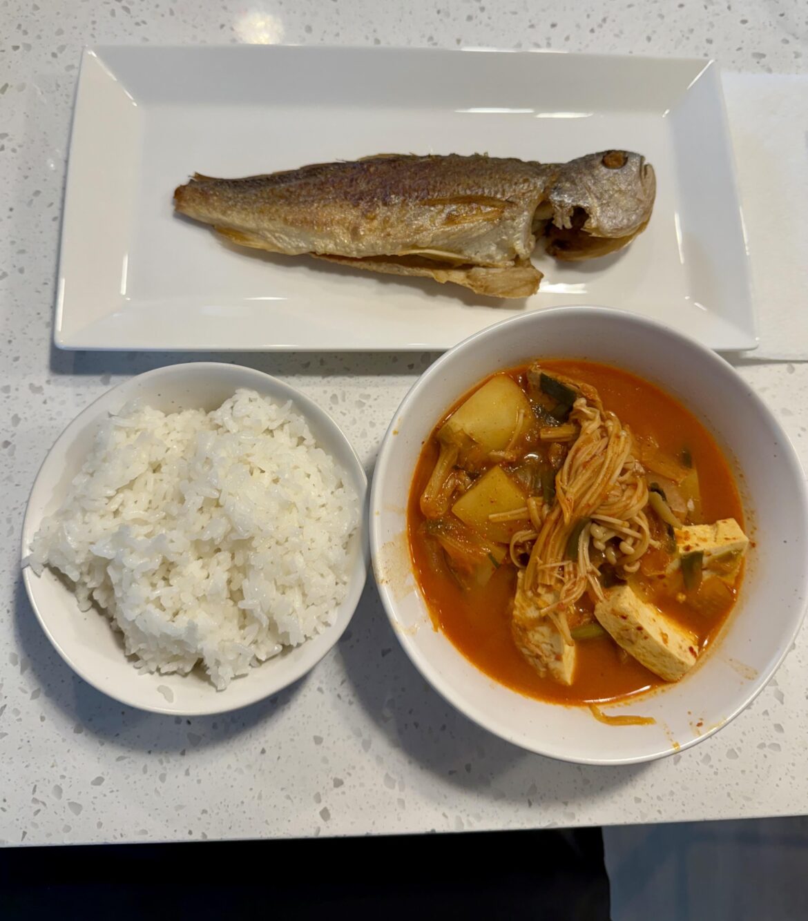 Kimchi jigae & yellow croaker