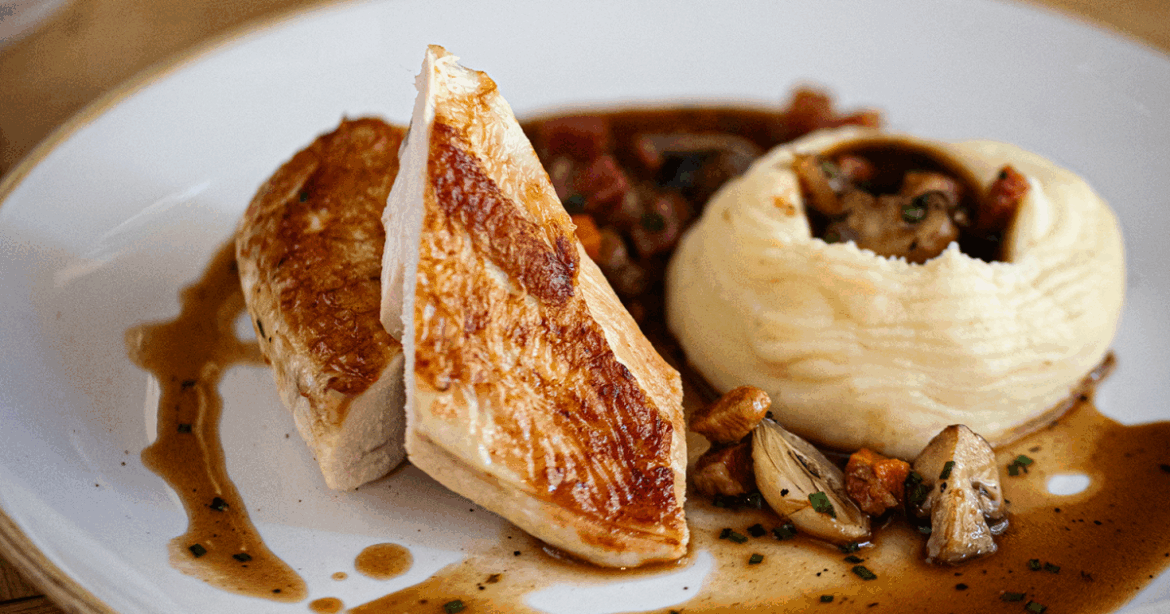 £55 Three-coursedinner and champagne in The Shard: 10 unmissable Time Out deals £55 Three-coursedinner and champagne in The Shard: 10 unmissable Time Out deals