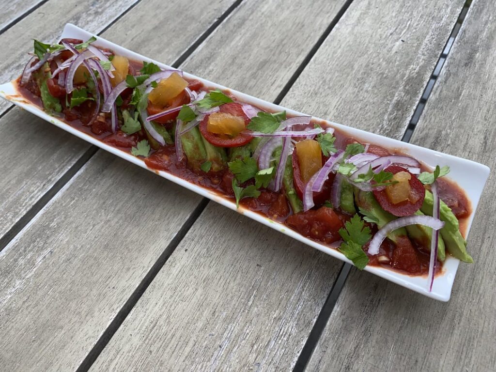 This Japanese ‘Avocado Sashimi with Guacamole Garnishes’ is truly sublime, yet so simple. Inspired from Tim Anderson’s ‘Izakaya’ cookbook! 8 simple ingredients 😜🥑🍽