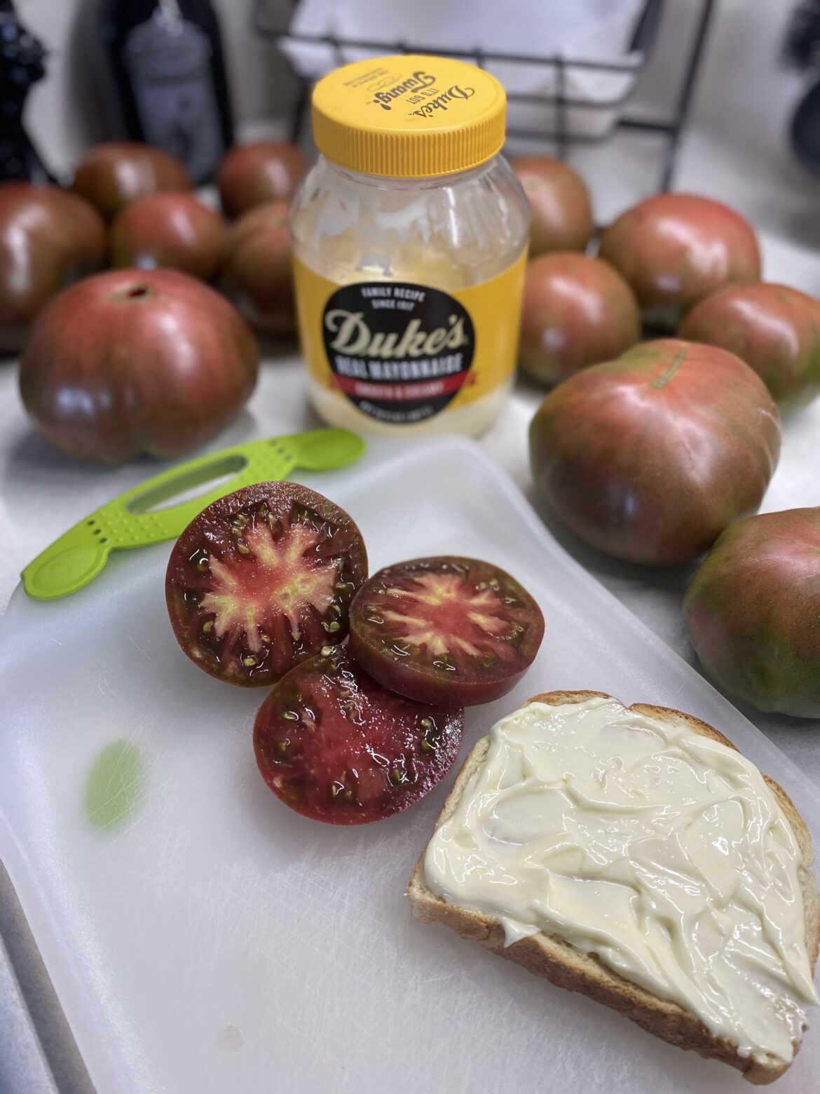 I love giving my tomato sandwiches their own glamor shots because they deserve it 🤤 I love giving my tomato sandwiches their own glamor shots because they deserve it 🤤