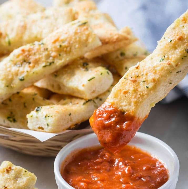 garlic parmesan bread sticks