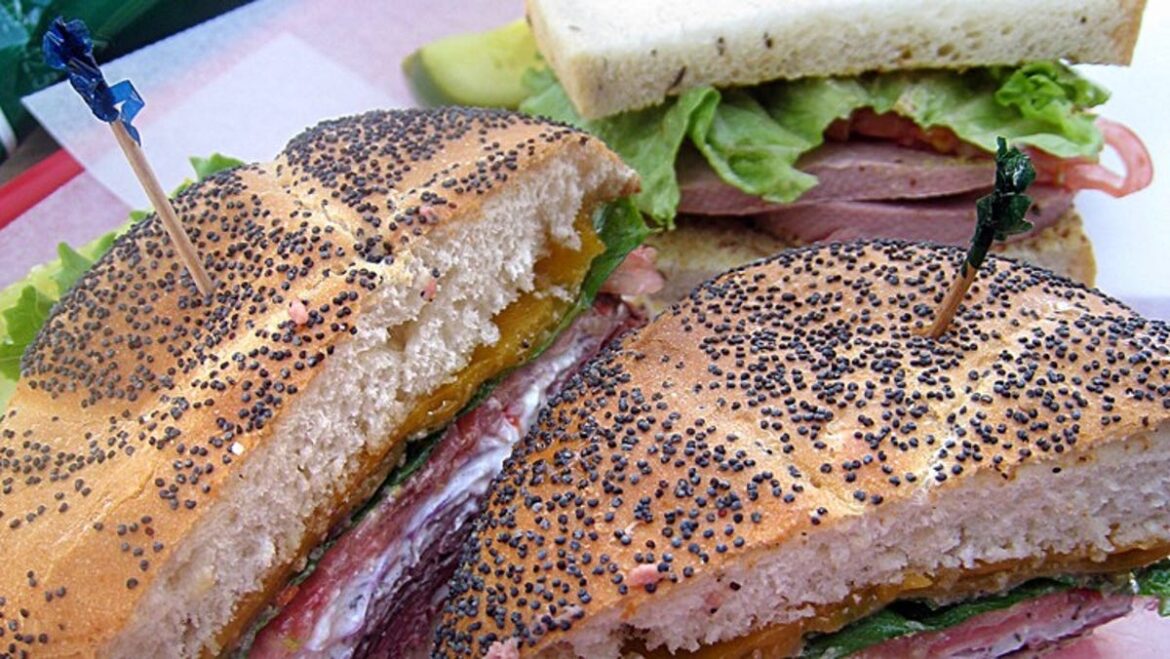Where to buy sandwiches for your picnic Where to buy sandwiches for your picnic