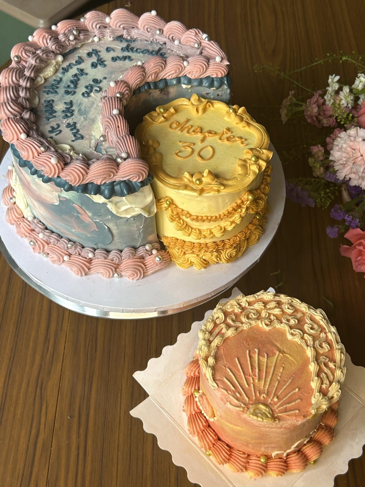 A celestial trio of birthday cakes!