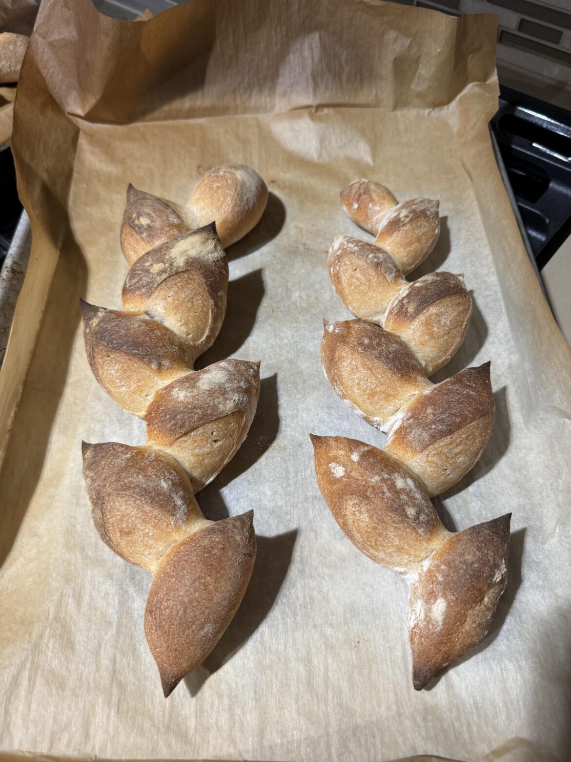 Epi / Wheatstalk Baguettes! Great for tear and share