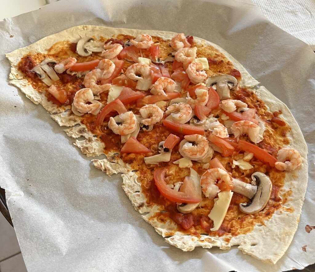 445 calories 40g protein pizza substitute