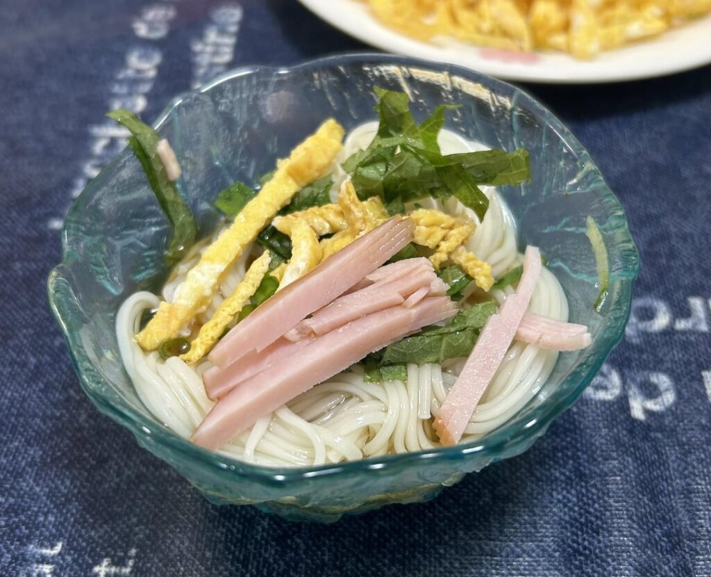 Brutally hot in Tokyo = Sōmen noodles!
